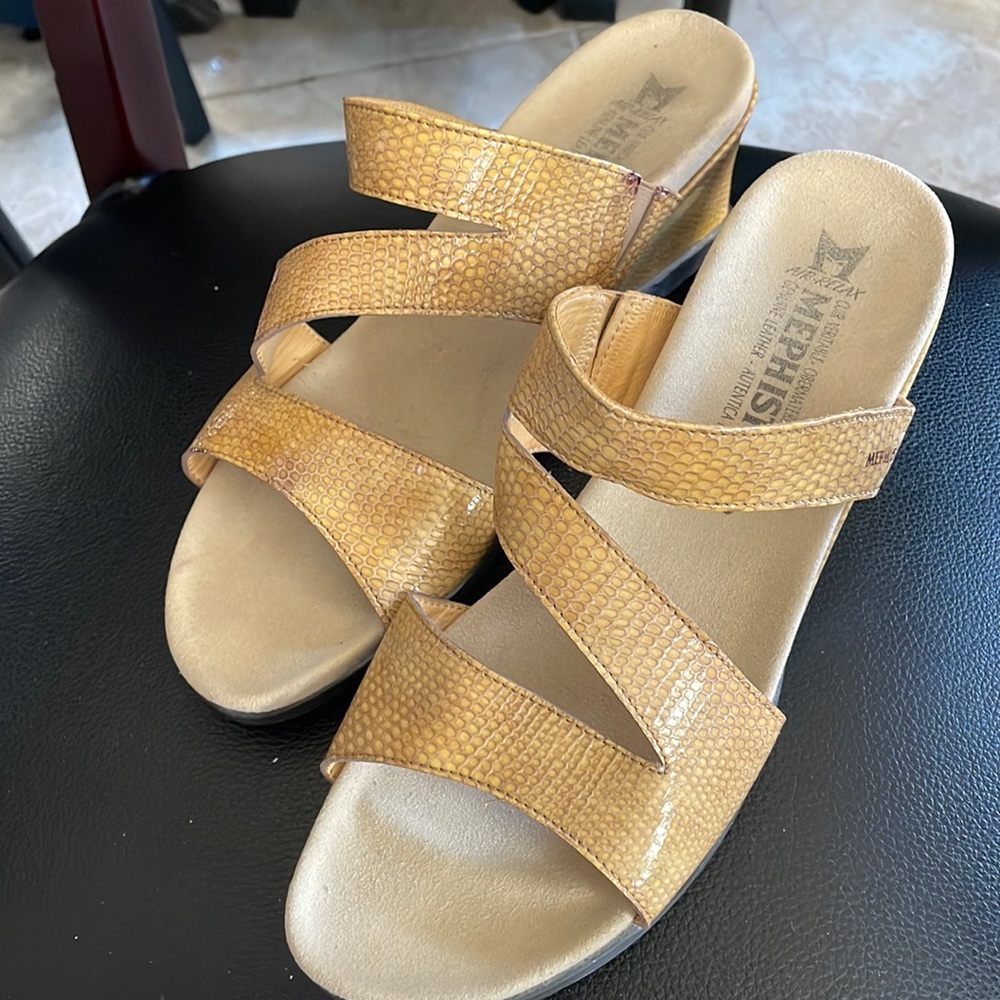 Mephisto Wedge Sandals